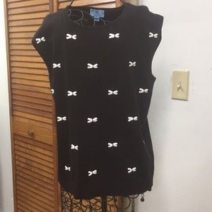 Ladies Sleeveless Top/vest